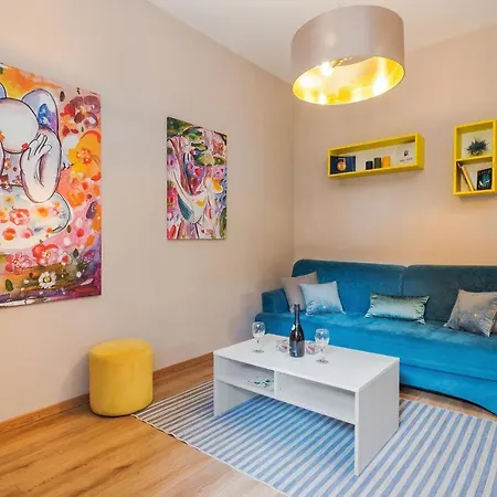 Queen Teuta In The Heart Of Historical Heritage Apartment Split